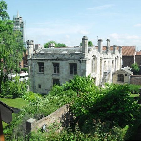 דירות יורק 11 Talbot Court מראה חיצוני תמונה